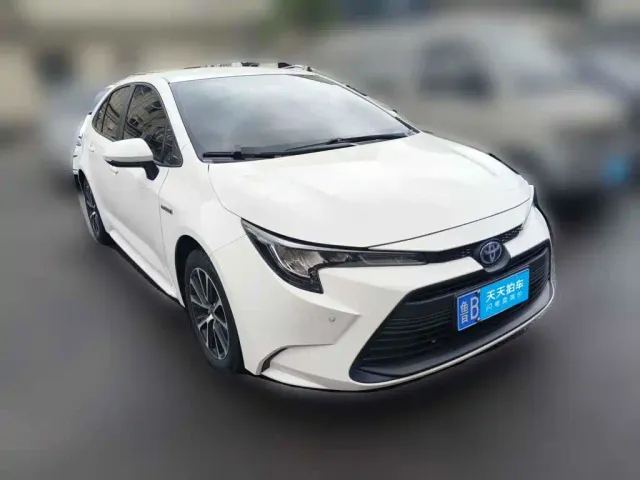 Toyota Levin 2023 Smart Hybrid 1.8L Leading Edition — Фото автомобиля 3