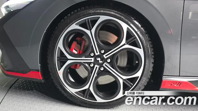 Hyundai AVANTE — Фото автомобиля 5