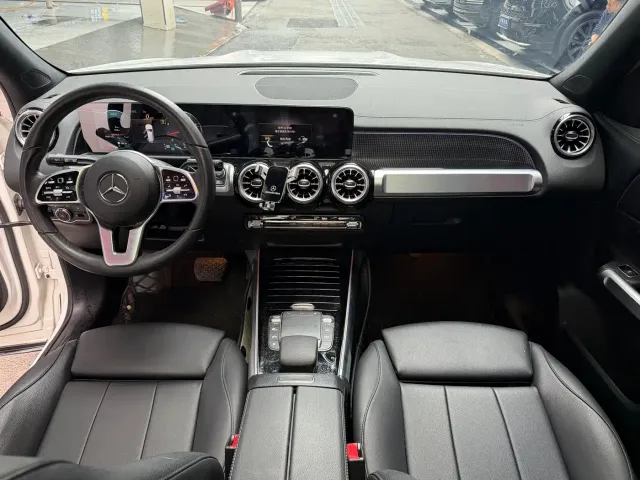 Mercedes-Benz GLB-Class — Фото автомобиля 12