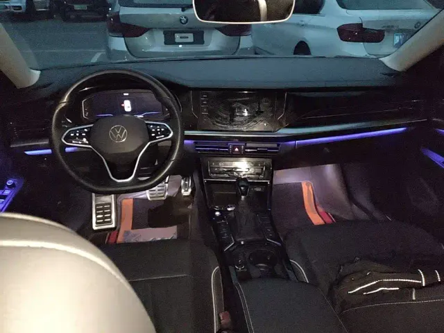 Volkswagen Passat — Фото автомобиля 9