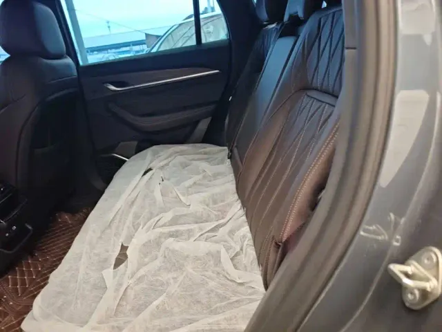Geely Xingyue L — Фото автомобиля 16