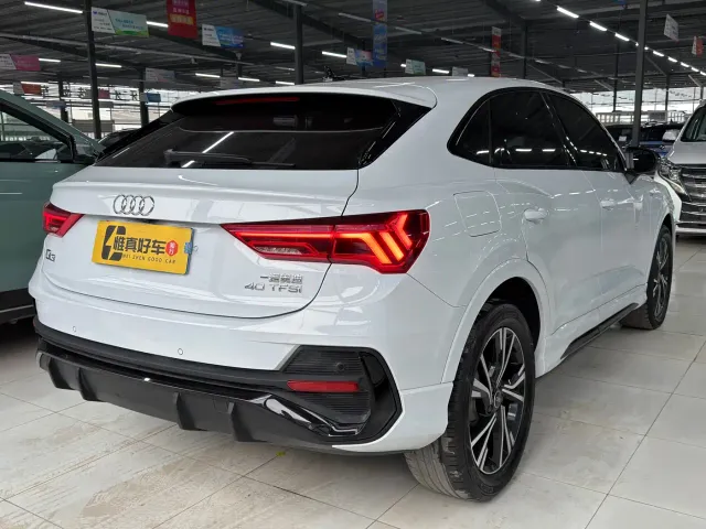 Audi Q3 Sportback — Фото автомобиля 24