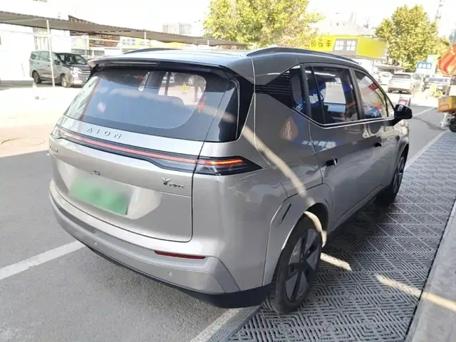 GAC Aion Y — Фото автомобиля 6
