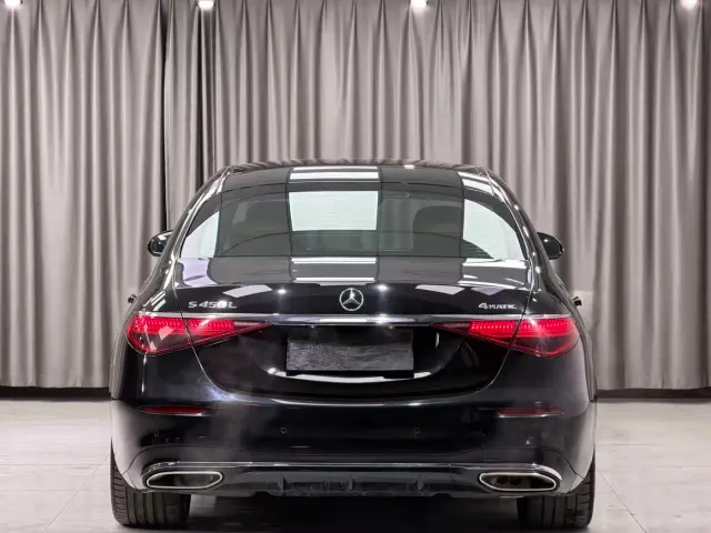 Mercedes-Benz S-Class — Фото автомобиля 13