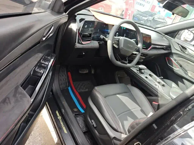 Changan X5 Plus — Фото автомобиля 15