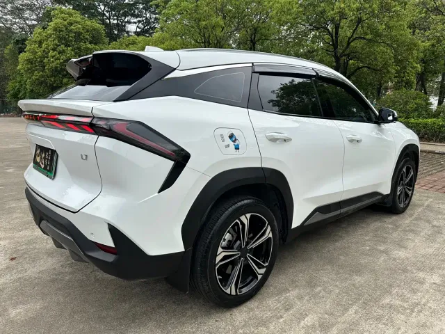 Geely Galaxy L7 — Фото автомобиля 20