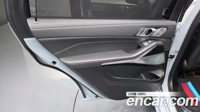 BMW X7 M60i xDrive M Sport 6 мест — Фото автомобиля 22