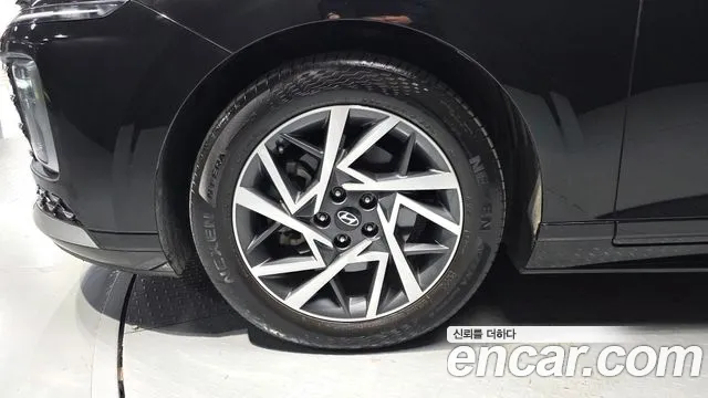 Hyundai Grandeur GN7 — Фото автомобиля 5