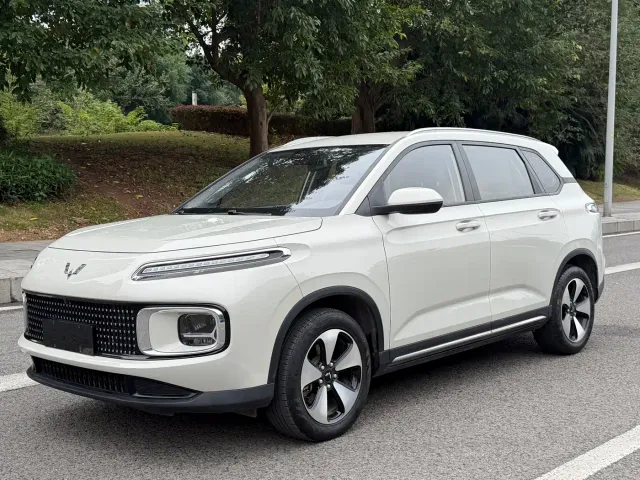 Wuling Nebula — Фото автомобиля 3