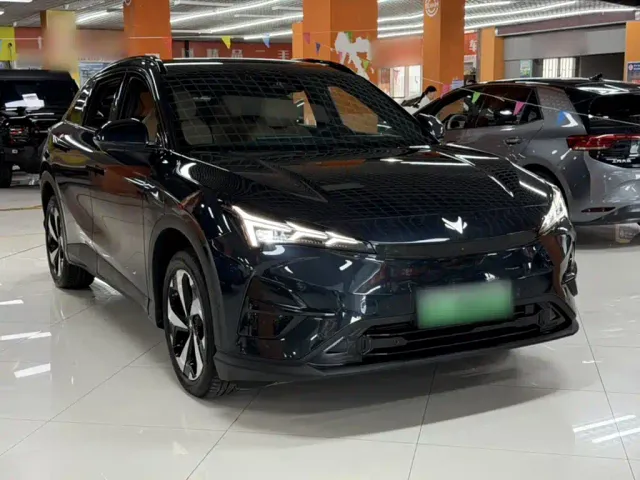 Arcfox Alpha T5 — Фото автомобиля 7