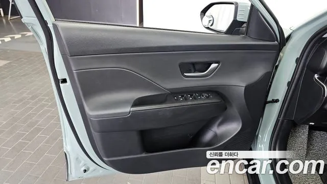 Hyundai Kona — Фото автомобиля 13