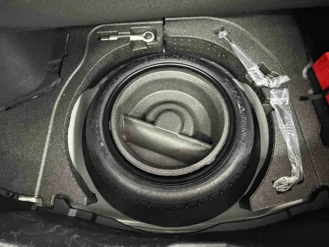 Mazda Axela — Фото автомобиля 10