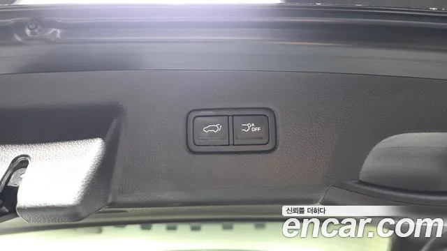 Kia Carnival Generation 4 — Фото автомобиля 19
