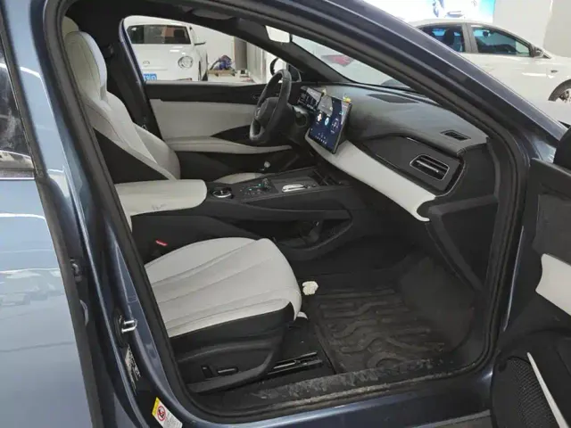 BYD Seal 06 — Фото автомобиля 8