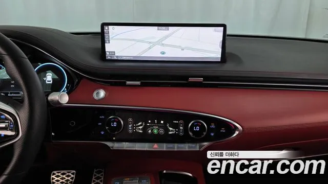 Genesis GV70 2.5T Бензин AWD — Фото автомобиля 13