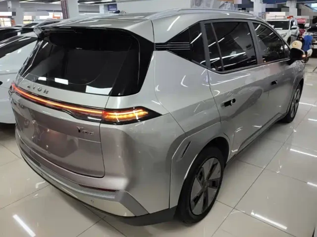 GAC Aion Y — Фото автомобиля 6