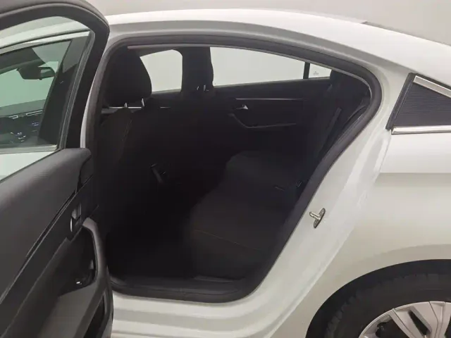 Peugeot 508 — Фото автомобиля 15