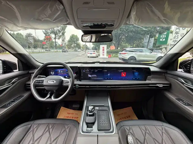 Ford Edge — Фото автомобиля 13