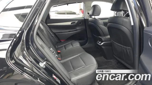 Hyundai Grandeur Grandeur (New) — Фото автомобиля 18