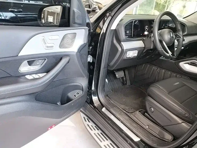 Mercedes-Benz GLE-Class — Фото автомобиля 15