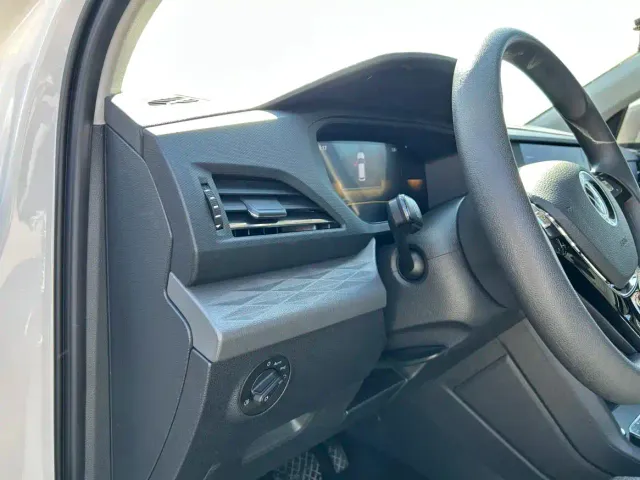 Volkswagen Tharu — Фото автомобиля 22