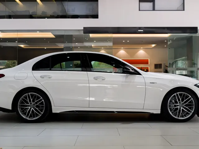 Mercedes-Benz C-Class AMG — Фото автомобиля 25