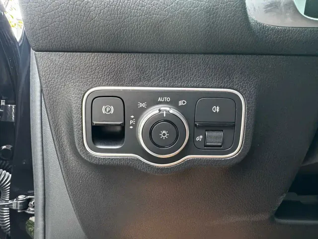 Mercedes-Benz GLB-Class — Фото автомобиля 16