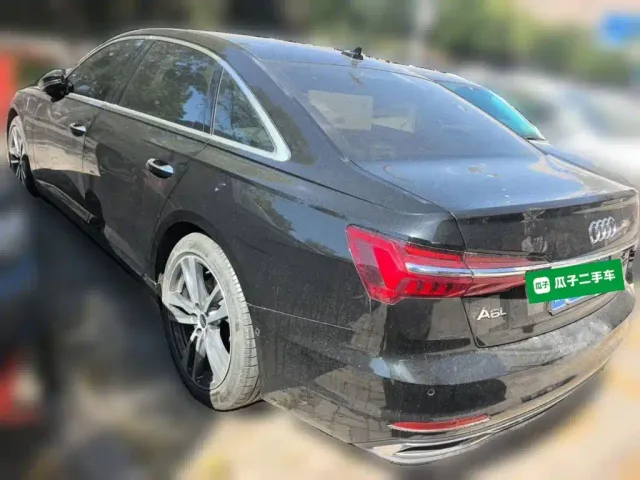 Audi A6L — Фото автомобиля 4