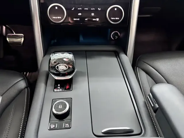 Land Rover Discovery — Фото автомобиля 17