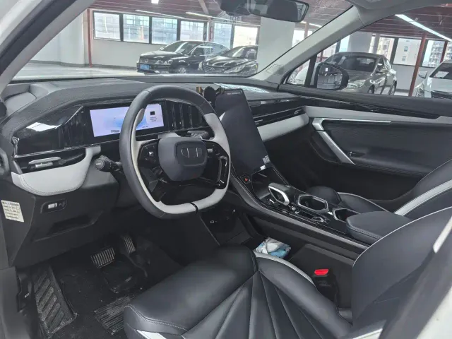 Geely Boyue L — Фото автомобиля 6