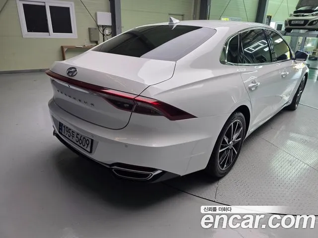 Hyundai Grandeur Grandeur (New) — Фото автомобиля 16