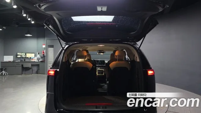 Kia Canival Carnival 4 поколение Дизель 9 мест Prestige — Фото автомобиля 20