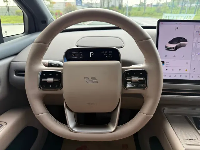 Li Auto i6 — Фото автомобиля 12