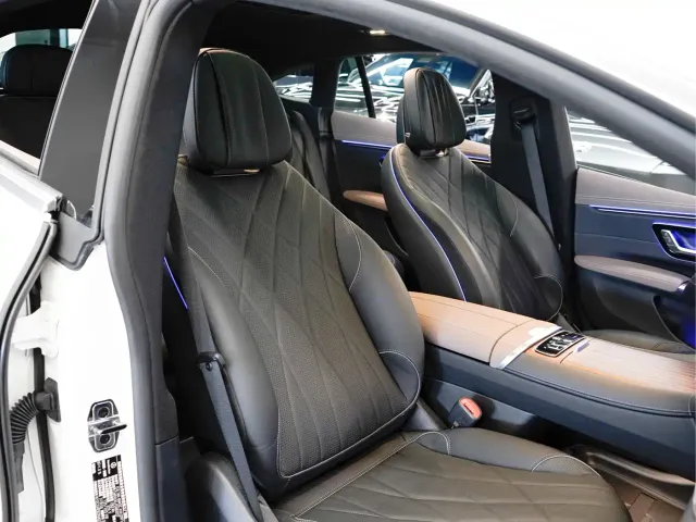 Mercedes-Benz EQS — Фото автомобиля 17