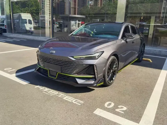 Фотография автомобиля — Changan UNI-V