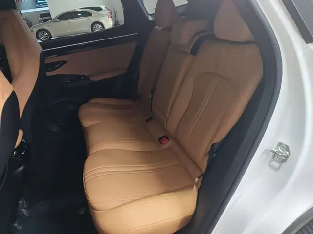 Geely Galaxy L7 — Фото автомобиля 16