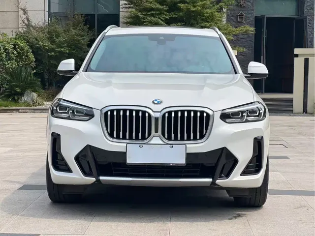 BMW X3 — Фото автомобиля 2