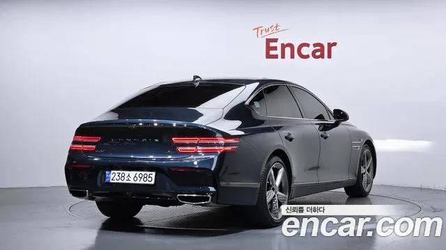Genesis G80 Бензин 2.5 турбо AWD — Фото автомобиля 2