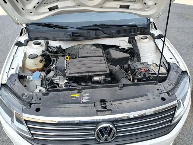 Volkswagen Lavida — Фото автомобиля 19