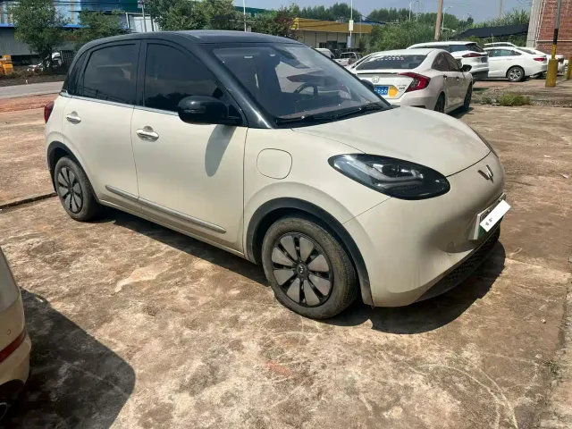 Wuling Bingo — Фото автомобиля 3