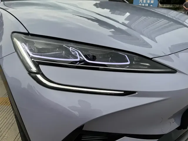 BYD Sealion 07 EV — Фото автомобиля 9