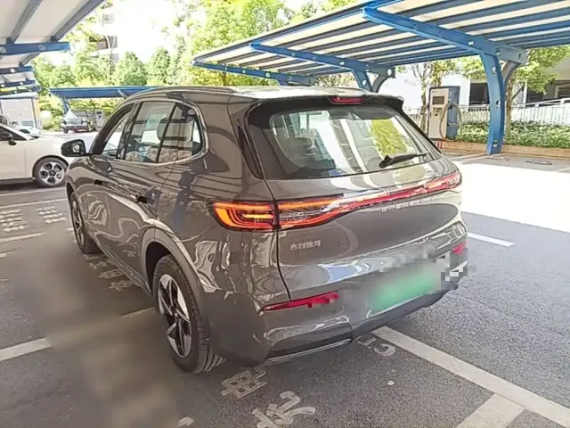 Geely Galaxy Galaxy E5 2026 610km Explorer+ Edition — Фото автомобиля 4