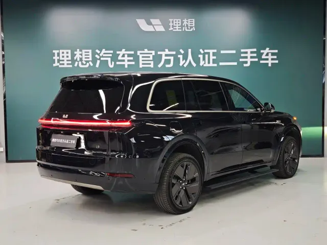 Li Auto L9 — Фото автомобиля 3