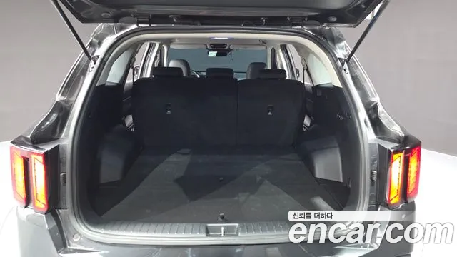 Kia Sorento Новый Sorento 4 поколение Дизель 2.2 2WD — Фото автомобиля 17