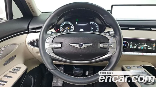 Genesis GV70 — Фото автомобиля 23