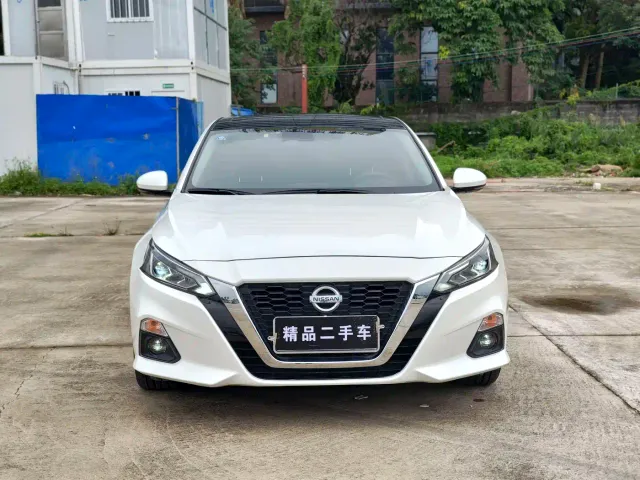 Nissan Teana — Фото автомобиля 2
