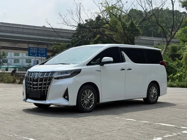 Фотография автомобиля — Toyota Alphard