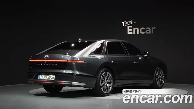 Hyundai Grandeur Grandeur (GN7) 2.5 Бензин 2WD — Фото автомобиля 2