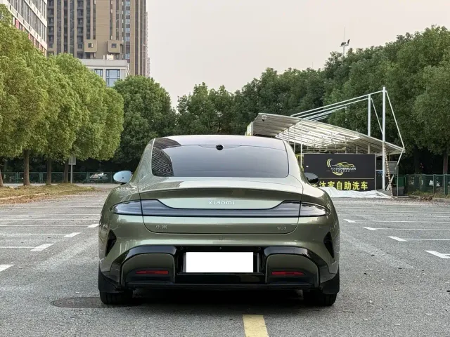 Xiaomi SU7 — Фото автомобиля 5