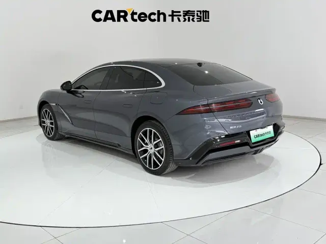 Denza Z9 — Фото автомобиля 7